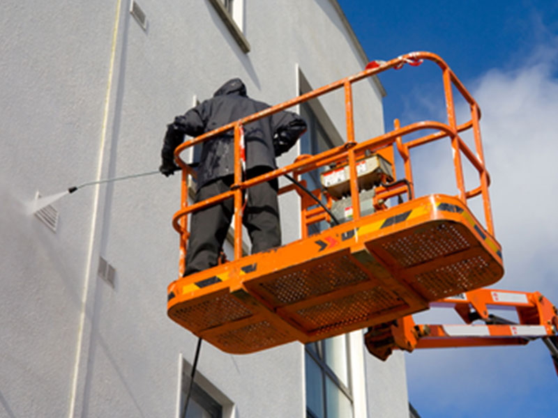 commercial pressure washing