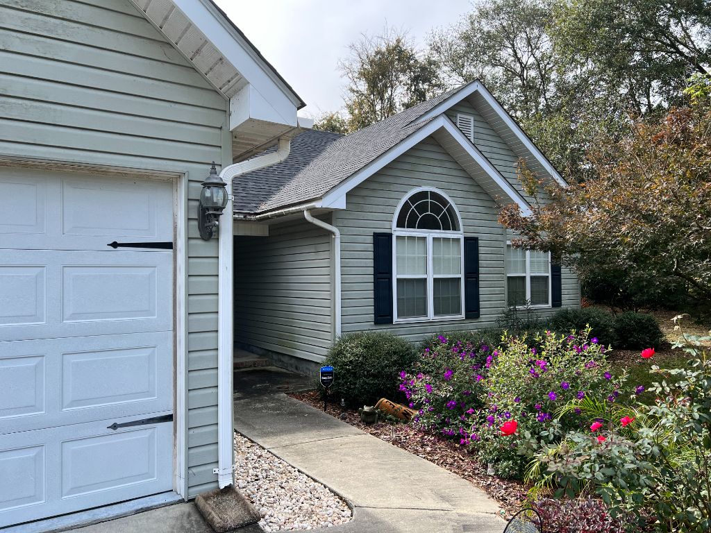 House Wash and Concrete Cleaning in Claxton, GA